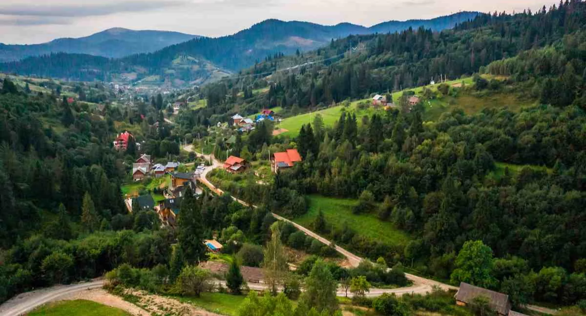 Dlaczego warto inwestować w apartamenty w górach?