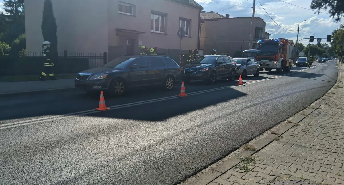 Kolizja trzech samochodów w Makowie Podhalańskim(AKTUALIZACJA)