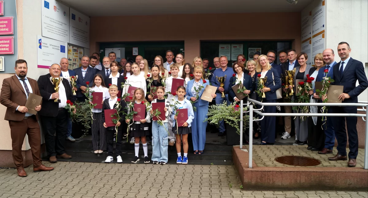 Nagrodzono uczniów i szkoły za osiągnięcia sportowe