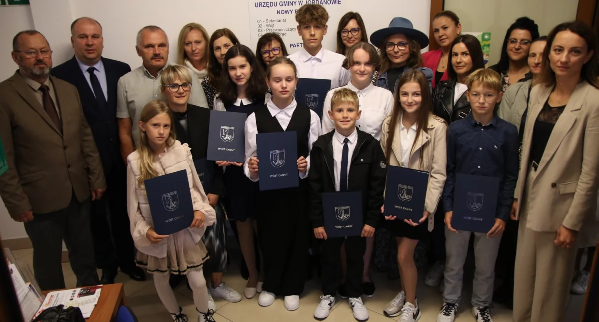 Stypendia Wójta Gminy Jordanów rozdane uczniom