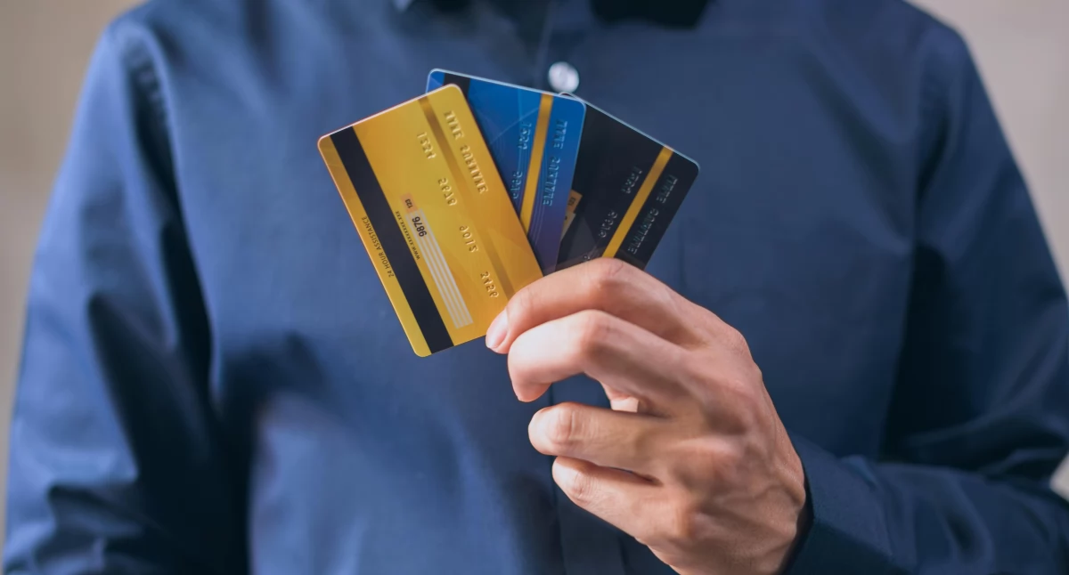 Klasyczne konto bankowe kontra konto premium. Co warto wiedzieć?
