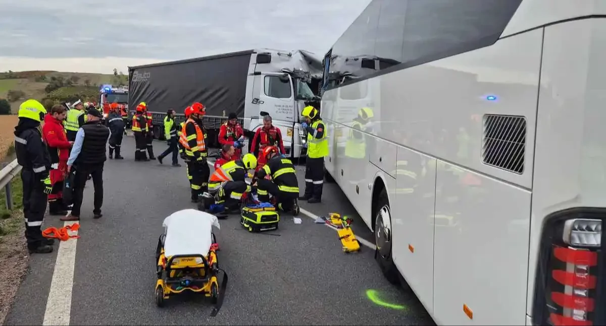 (AKTUALIZACJA) Wypadek polskiego autokaru w Austrii. Wśród pasażerów wójt Jan Najdek i burmistrz Andrychowa