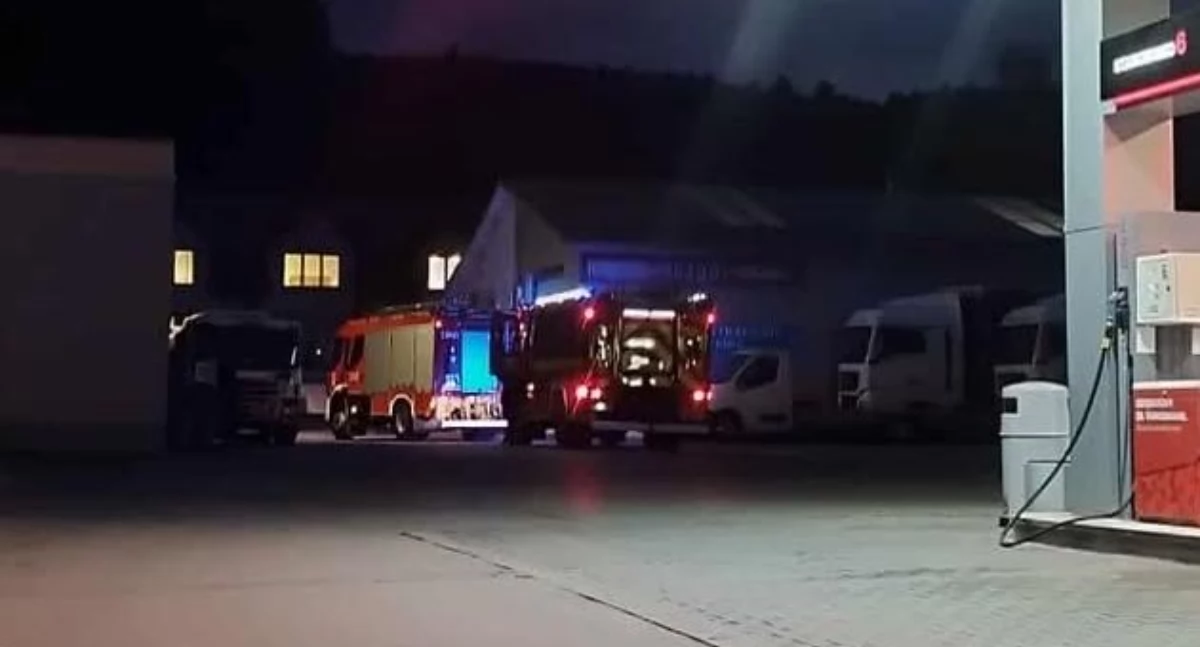 Pożar samochodu w Makowie Podhalańskim