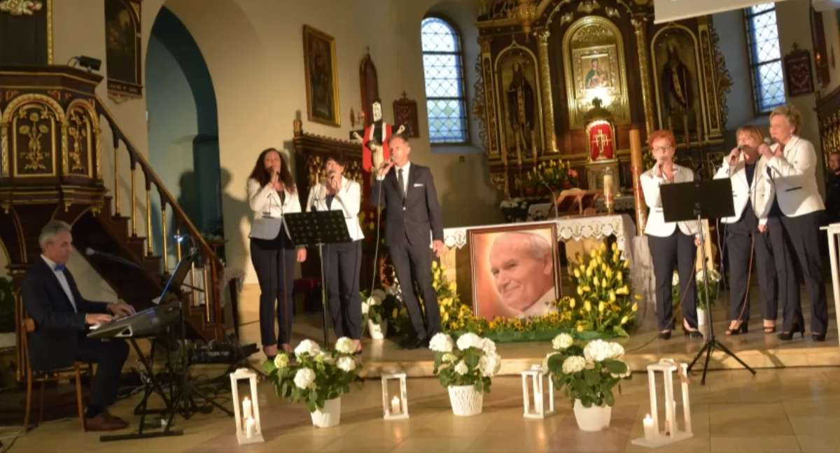 „Jan Paweł II – Prorok Nadziei”. Koncert zespołu Pokolenie w Zembrzycach