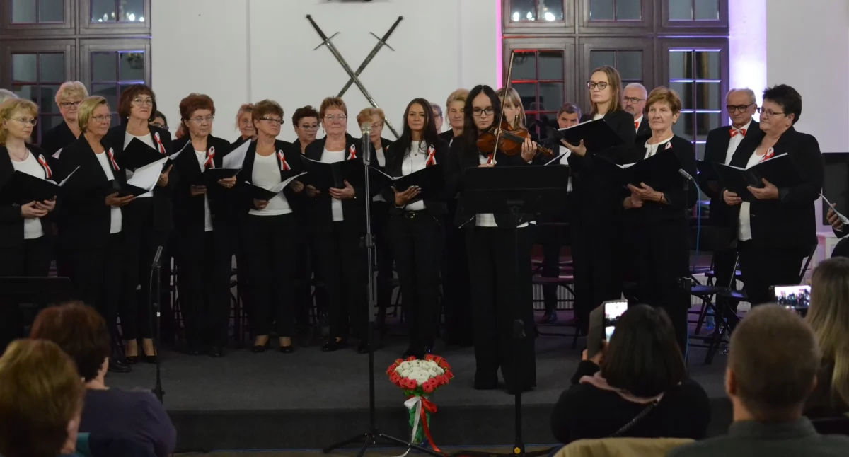 Chór Jasień dla Niepodległej. Moc pieśni patriotycznych 