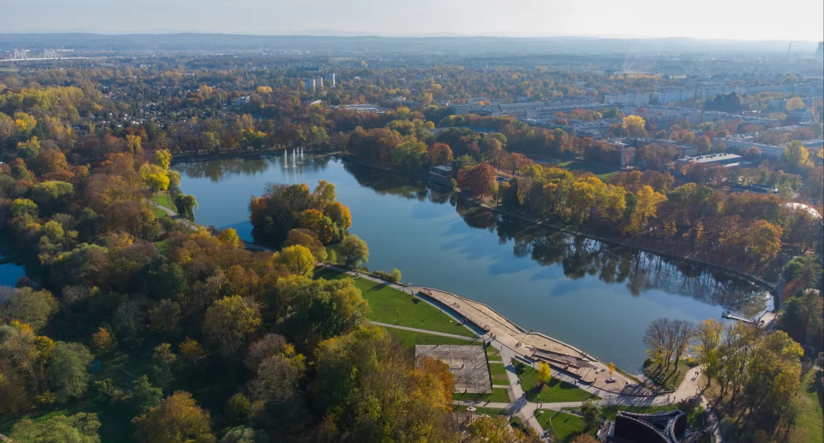 Jesienny weekend w Krakowie – co warto zobaczyć podczas kolorowej pory roku?