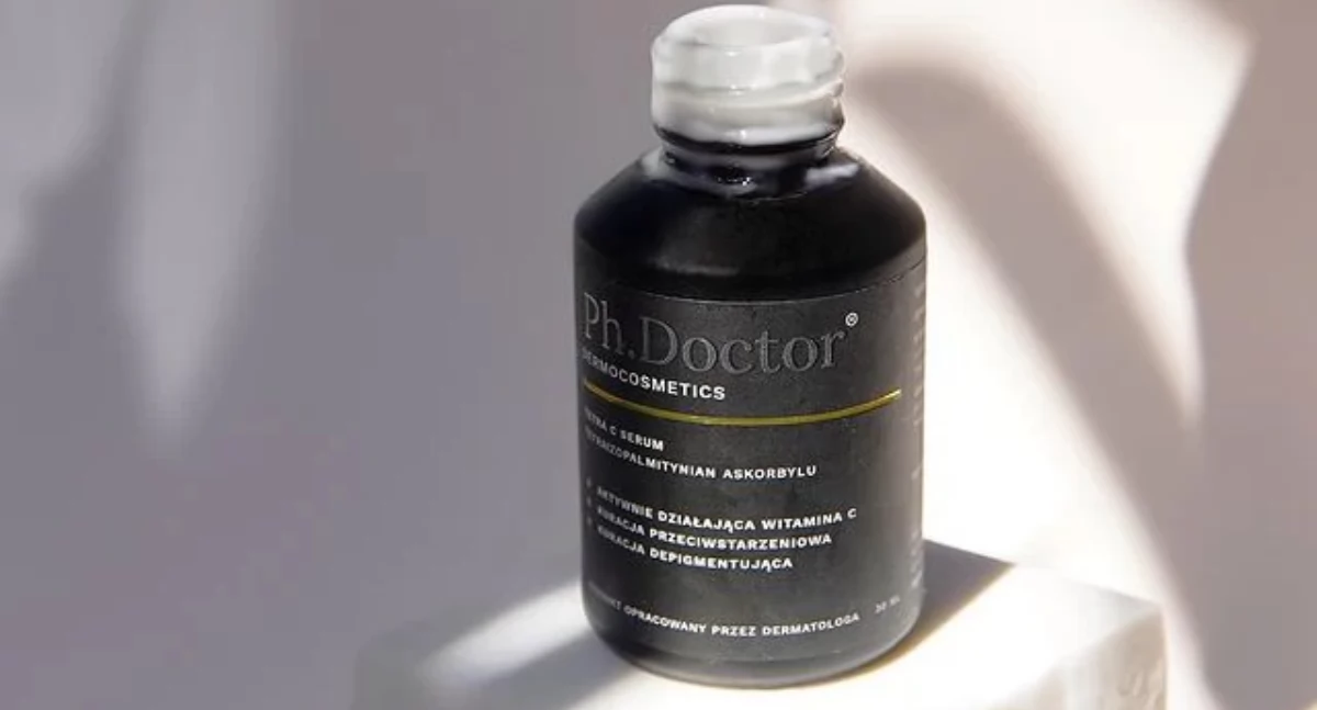 Serum z witaminą C – codzienna tarcza dla skóry, nie tylko „rozświetlacz”