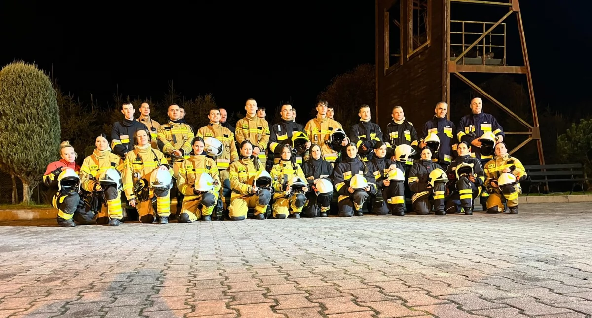 Zakończenie szkolenia podstawowego OSP: 30 nowych strażaków gotowych do służby w powiecie suskim