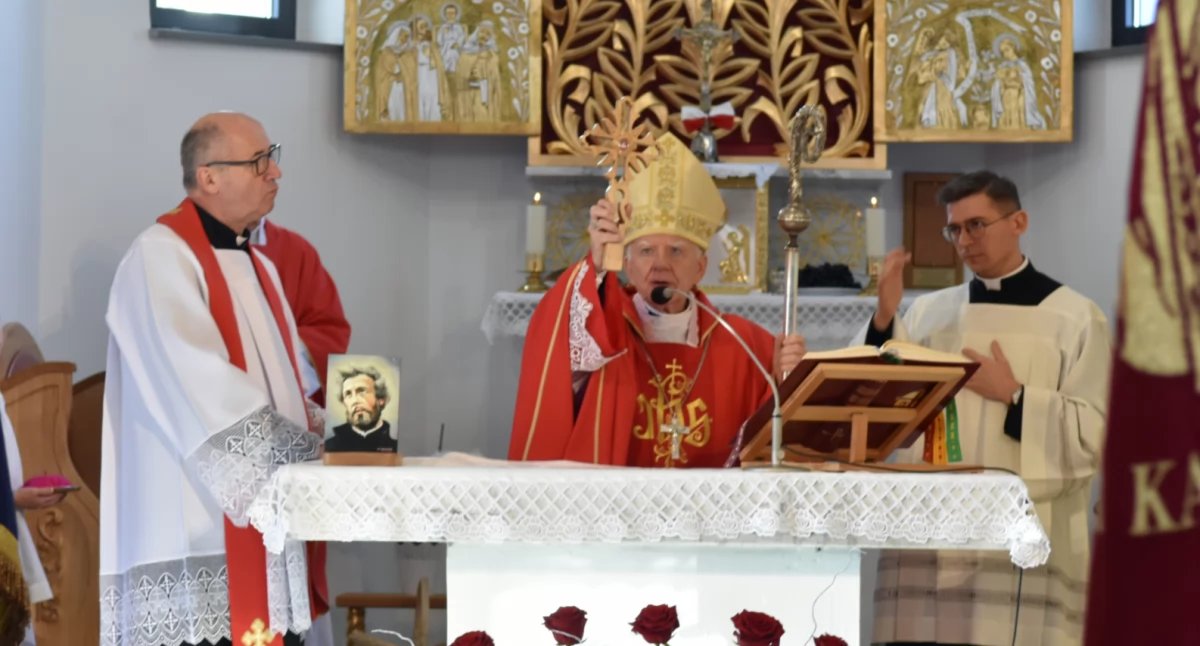 Msza za Ojczyznę z udziałem abp. Marka Jędraszewskiego w Hucisku