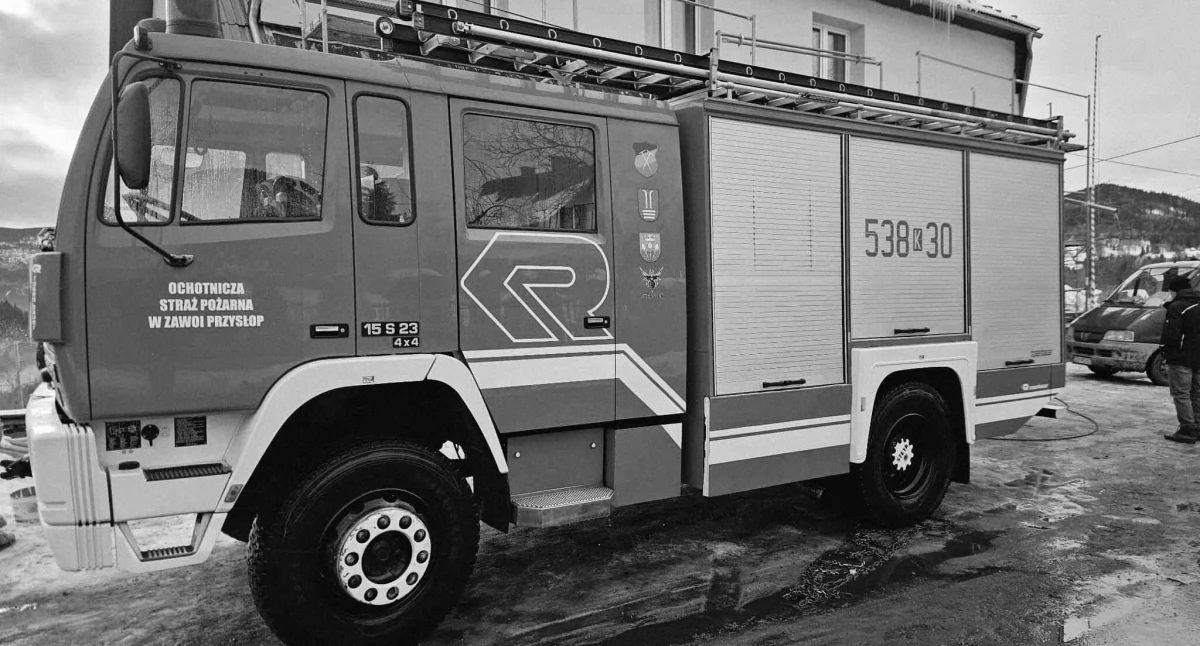 Tragiczny finał porannego wypadku. Młody mężczyzna zmarł w szpitalu