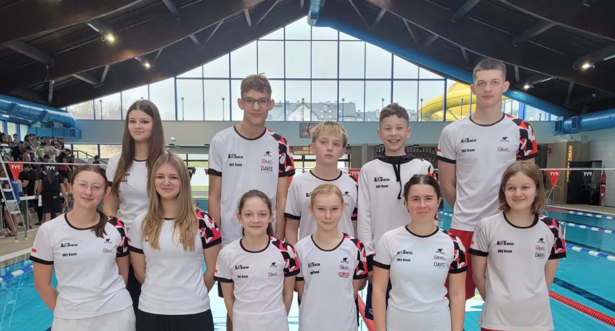 ArtSwim Szkoła Pływania / UKS VIGOR triumfuje w rankingu medalowym na XIII Świątecznych Zawodach Pływackich w Myślenicach