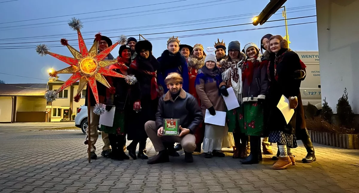Gwardia Emilki kolędowała, by pomóc Kazikowi!