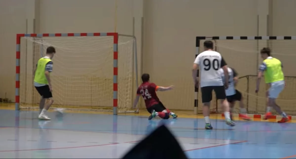 Był opłatek, serniczek, teraz czas na futsal 