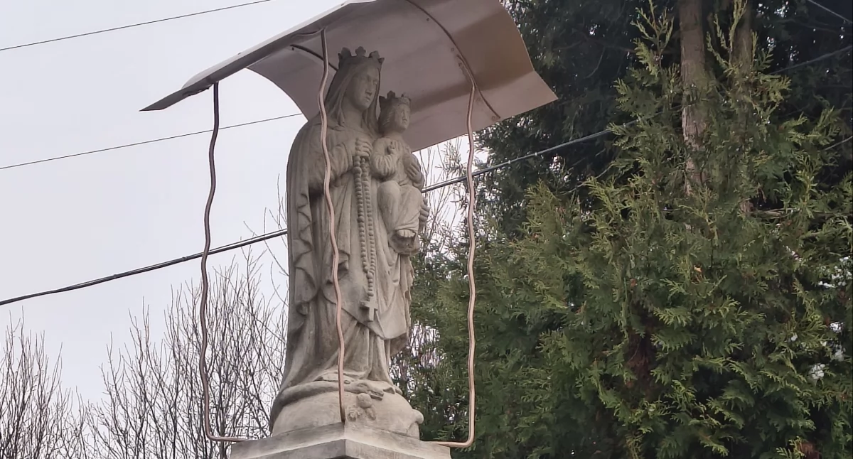 Remont kapliczki przy ul. Wiosennej zakończony