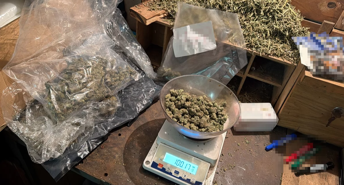 Blisko 100 kilogramów narkotyków o wartości 3,5 mln zł przejętych. Dwaj dilerzy w rękach policji
