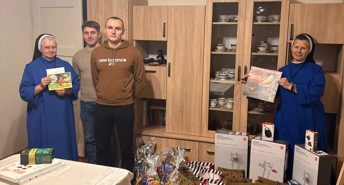Małopolscy Patrioci Powiat Suski po raz dziewiąty z pomocą. Wizyta w Domu Dziecka w Łętowni i kolejny sukces Świątecznego Bazarku