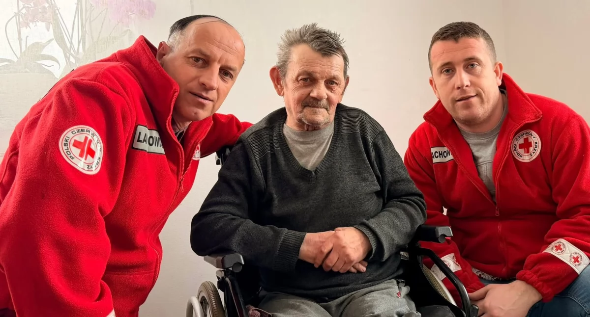 Ogień zabrał wszystko, ale nie ludzką dobroć. Ratunek dla pana Józefa z Budzowa