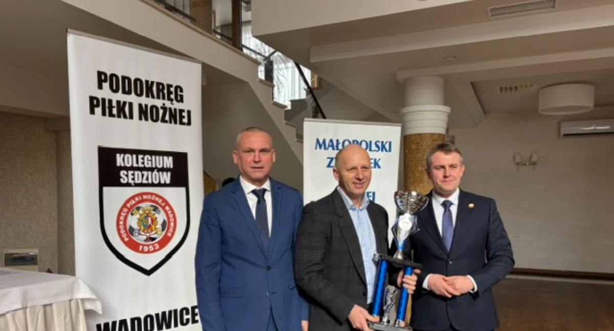 Sędziowie Maciej Pytlowski, Maciej Lochert i Jarosław Franczak wyróżnieni