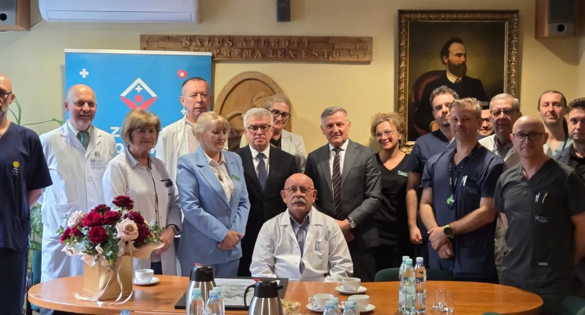 Koniec pewnej epoki w suskim szpitalu. Dr Tadeusz Bernacki przekazuje stery po 37 latach