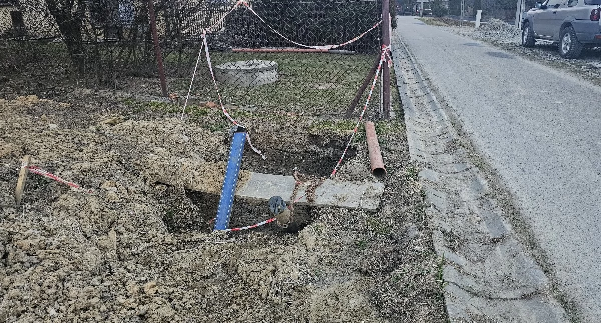 „Jest masakra”. Mieszkańcy ul. Malejowskiej w Jordanowie proszą o pilną reakcję
