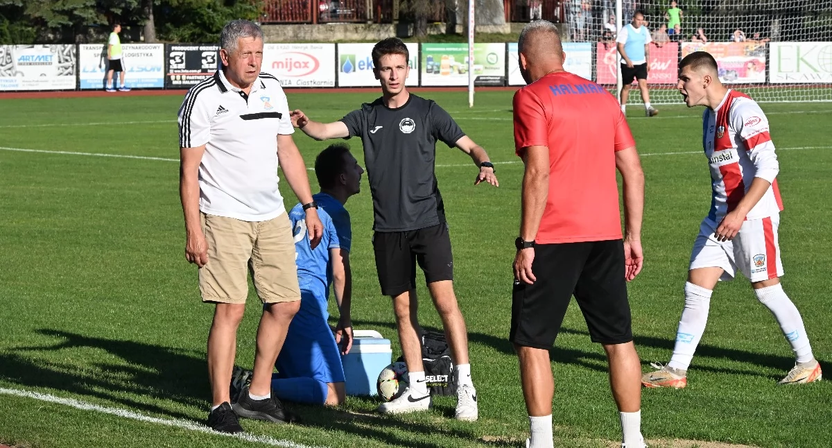 Piłkarski weekend: Derby Babiej Góry z Halniakiem na powitanie wiosny. Na co stać Jordana i Tempo? Trzeci Żuraw gości wicelidera