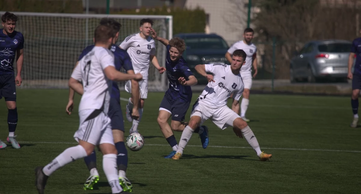 V-LIGA: Tempo remisuje rzutem na taśmę w Giebułtowie