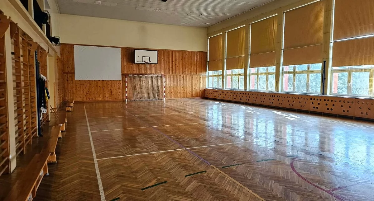 Budzów chce wyremontować salę gimnastyczną. Inwestycja za blisko pół miliona złotych