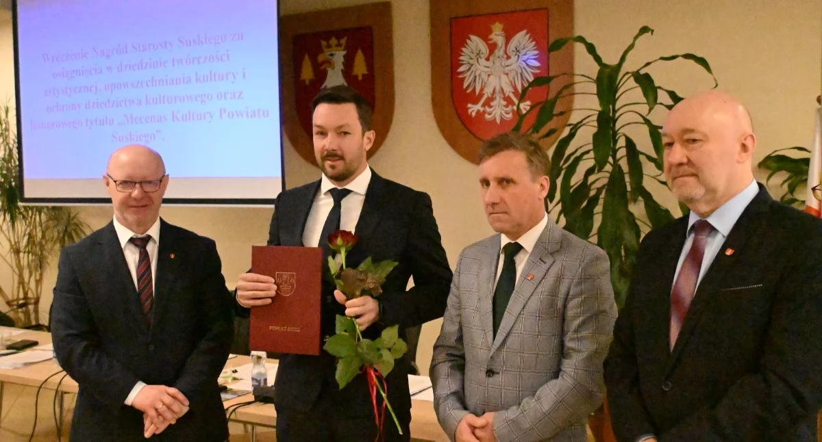 Kazimierz Hanusiak z honorowym tytułem Mecenasa Kultury Powiatu Suskiego