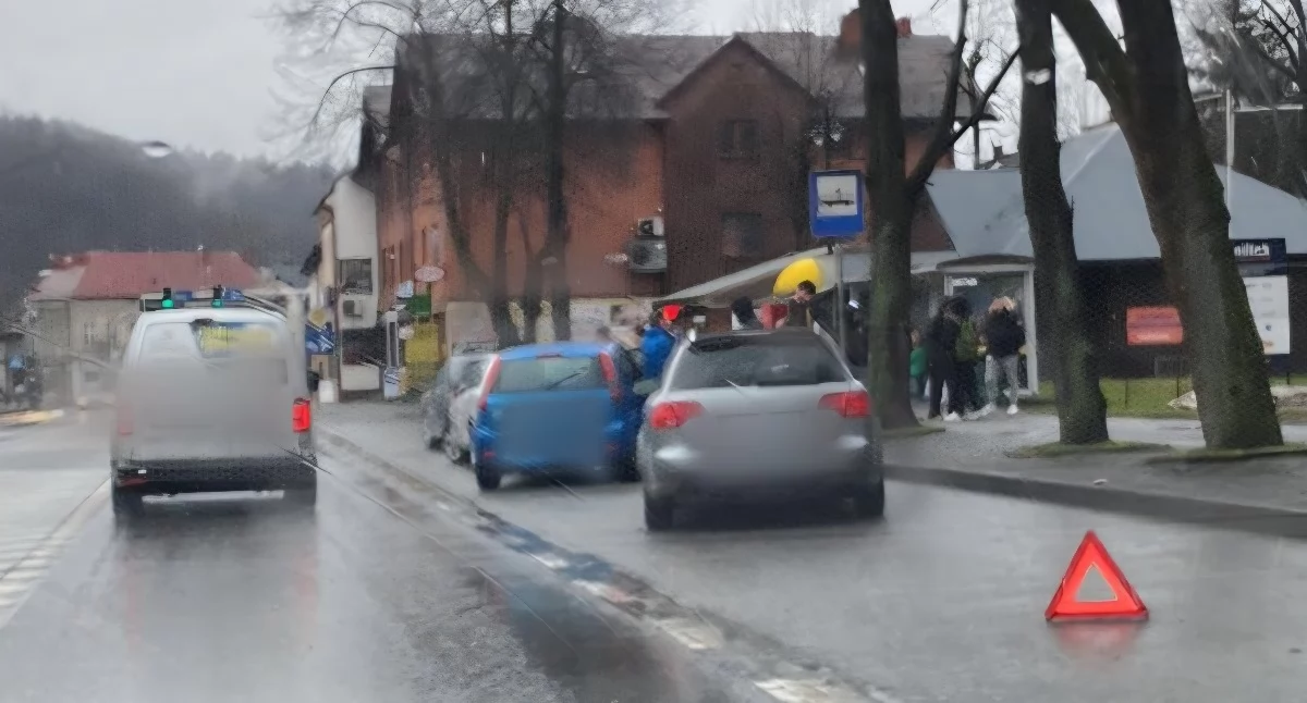 Zdarzenie drogowe w Suchej Beskidzkiej