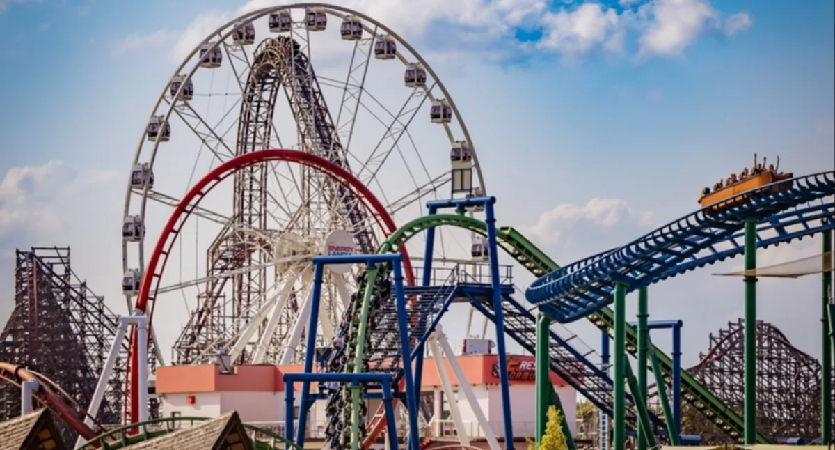 20 rollercoasterów i pierwsze miejsce na świecie. Energylandia z historycznym wynikiem