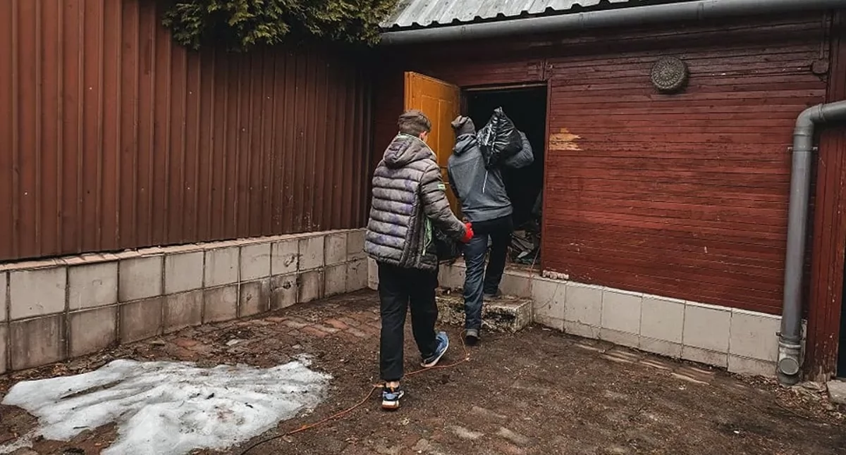 Nowy start dla rodziny z dzieckiem. Znajdź mieszkanie, pomóż zebrać 7000 zł