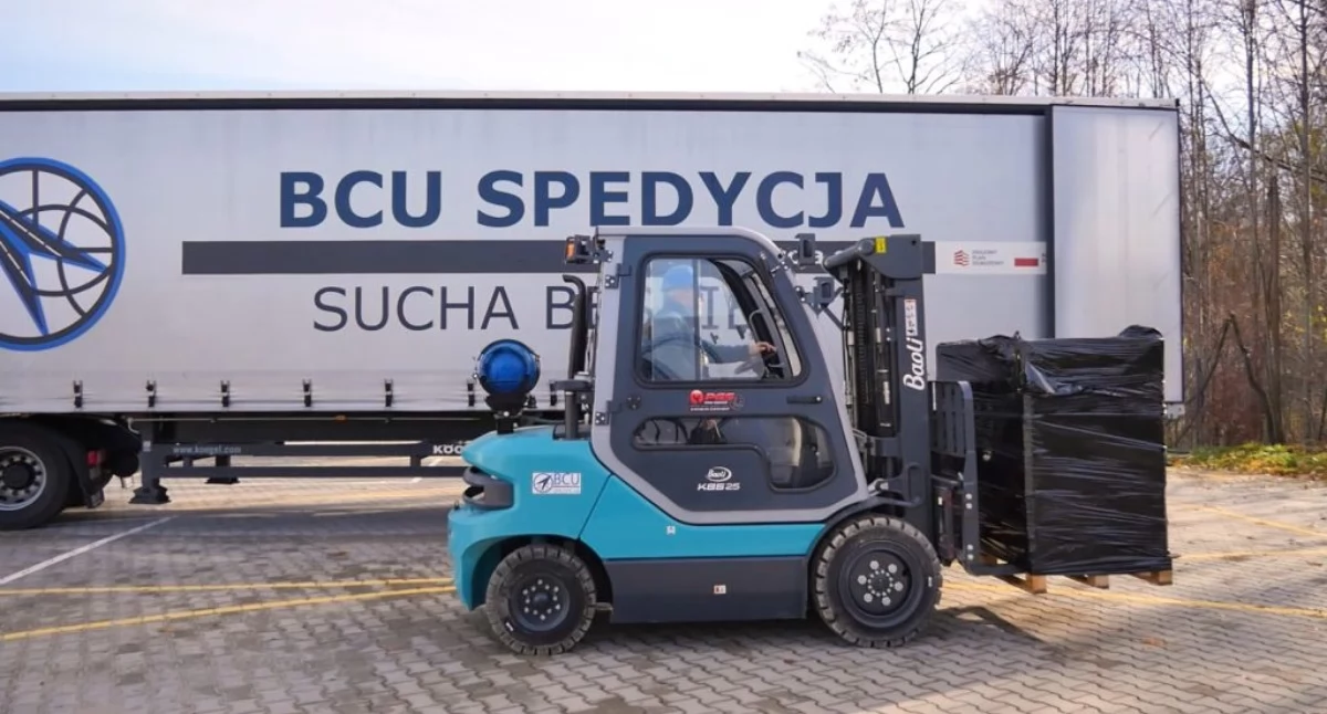 Bezpłatne szkolenie dla magazynierów z kursem operatora wózków widłowych z egzaminem UDT – trwa rekrutacja!