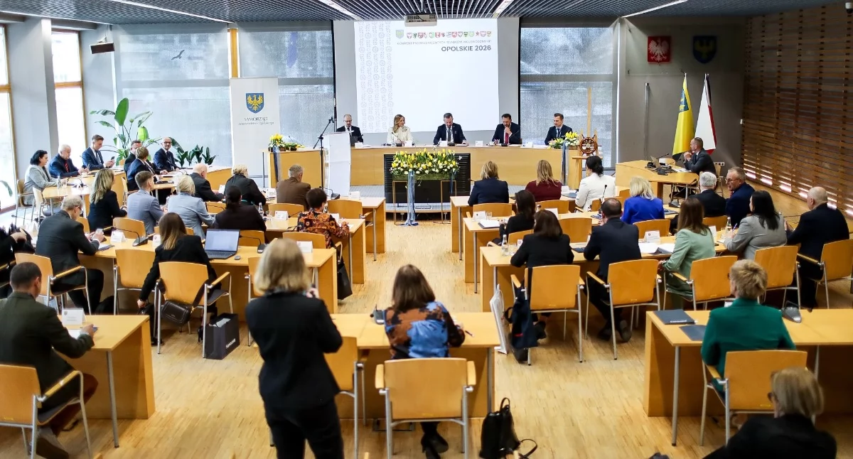 Obowiązkowa edukacja o regionie w szkołach.  Samorządowcy nt. wiedzy o „małej ojczyźnie”