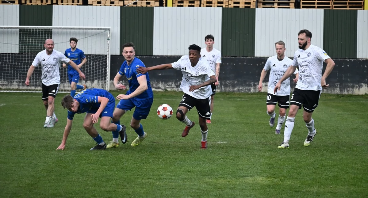V-LIGA MAŁOPOLSKA WSCHODNIA: Jordan Jordanów odpalił armaty. Świetny mecz przy ulicy Kolejowej