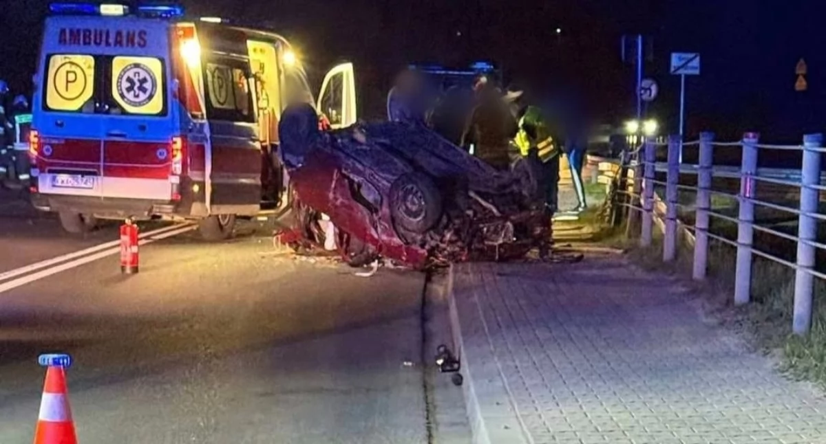Kierowca pod wpływem alkoholu dachował na DK28