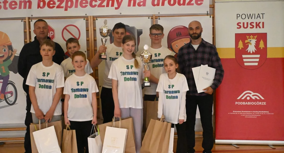 Podwójny triumf uczniów z Tarnawy Dolnej w powiatowym BRD