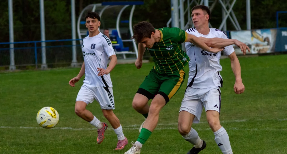 V-LIGA ZACHODNIA: Kontrowersja w końcówce meczu, czyste konto Tempa