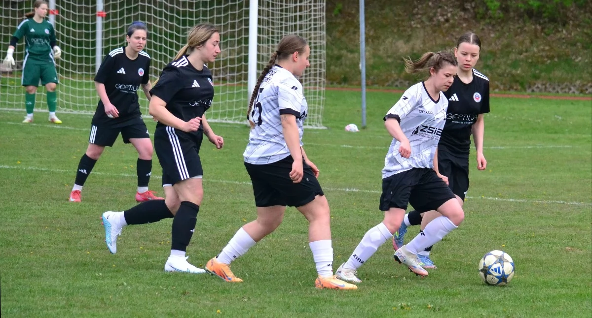 IV-LIGA: Babia Góra rozniosła rywalki po przerwie