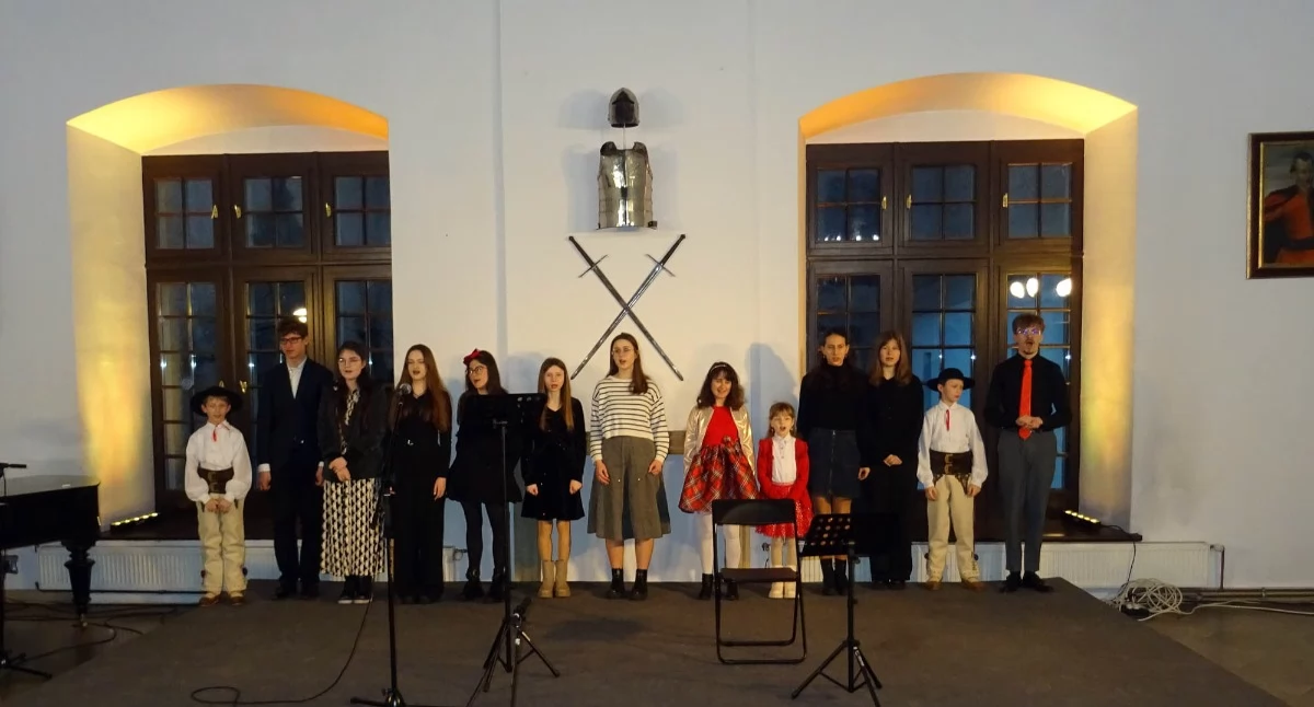 Koncert uczniów Ogniska Muzycznego „Allegro” z okazji Dnia Matki