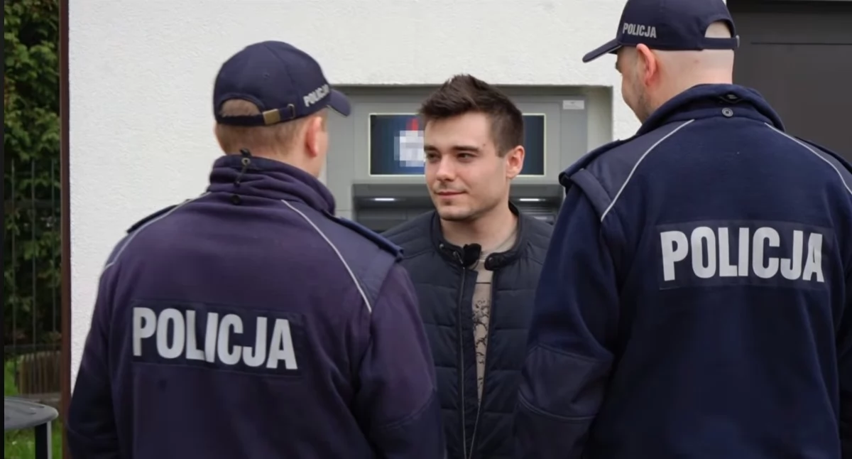 Jedno kliknięcie i możesz stracić wszystko. Policja ostrzega