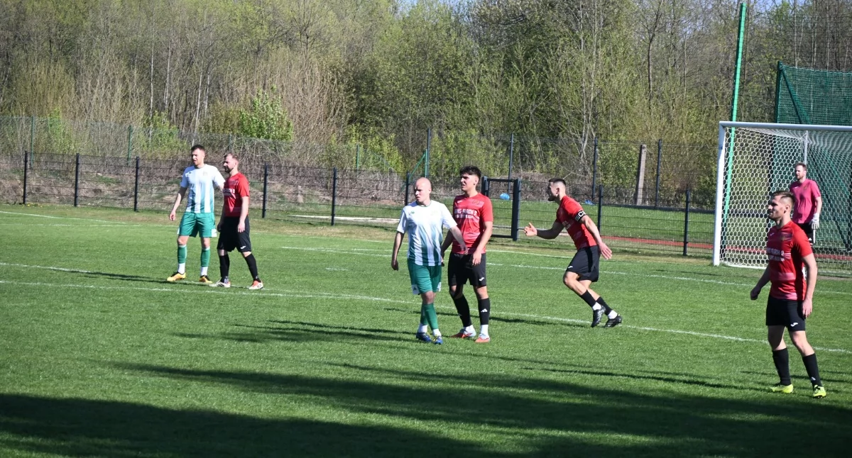 OKRĘGÓWKA: Marcin Koper na ratunek Narożu