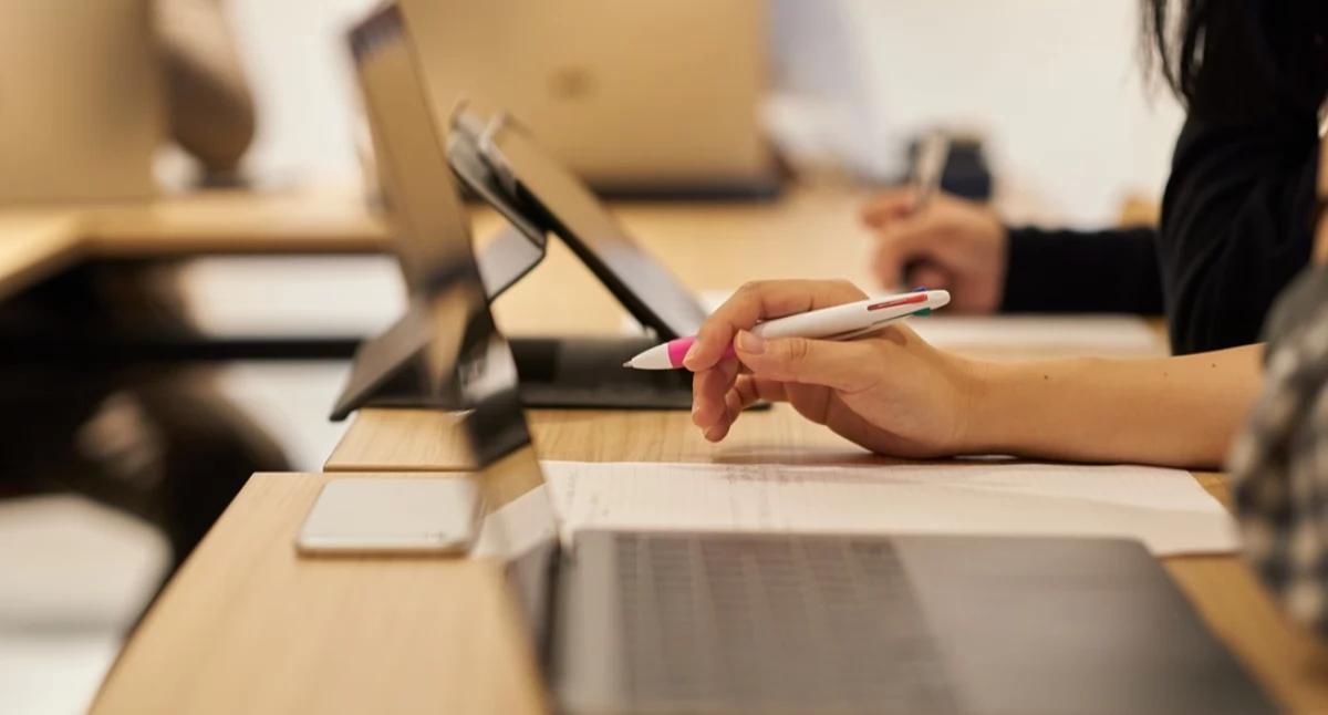 Dlaczego warto kontynuować naukę po studiach magisterskich?     