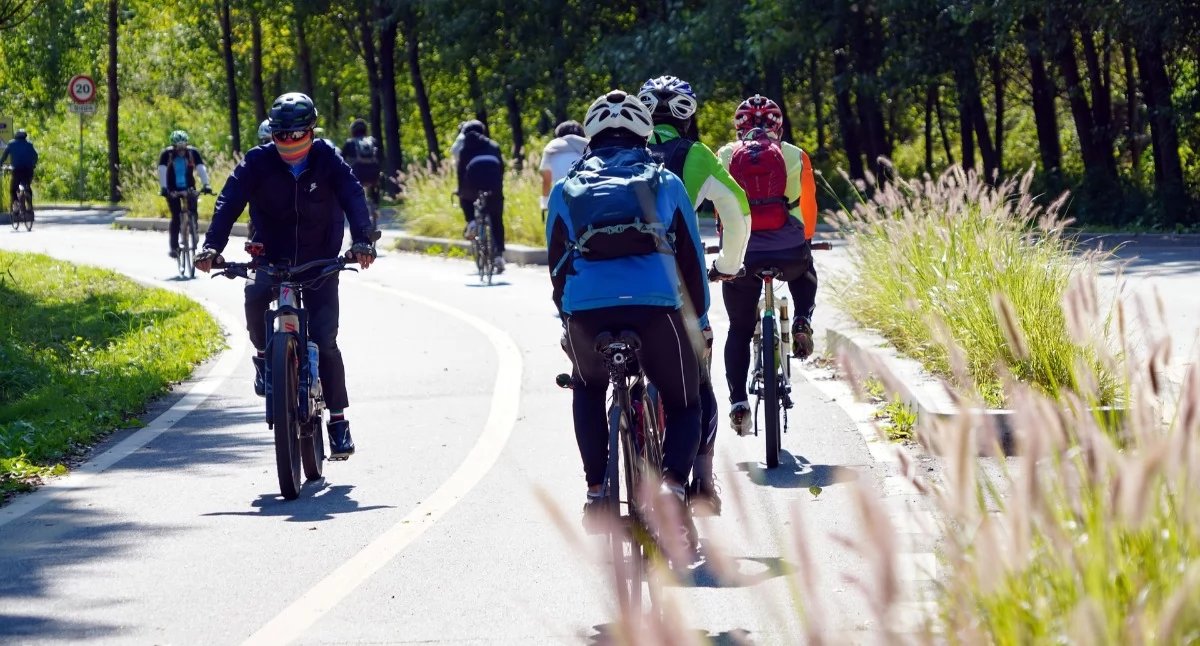 Rower zmienia świat. Od inicjatywy Polaka w ONZ po rozwój VeloSkawa w naszym regionie
