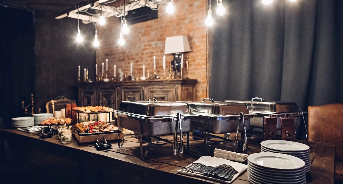 Poznaj 3 powody, dla których warto zamówić catering na imprezę firmową od Catering24.pl