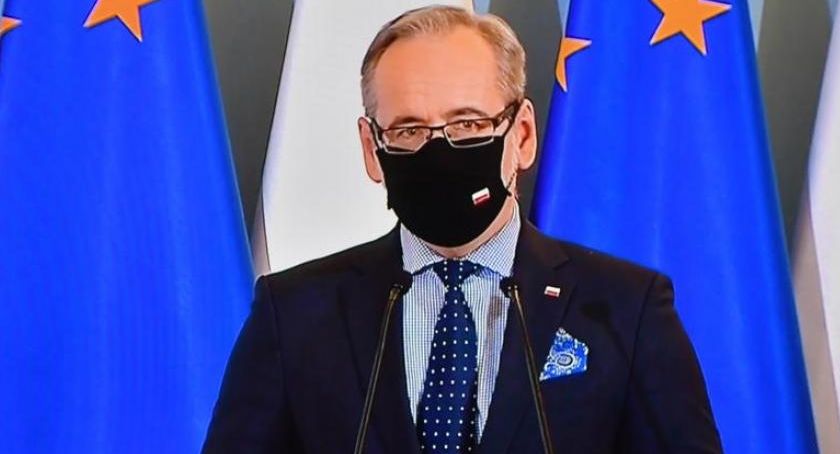 Kina, hotele, sport na świeżym powietrzu, baseny z zielonym światłem do działania!