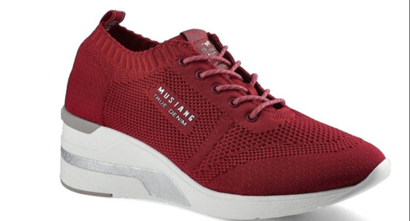 Mustang – botki damskie w mocnym stylu