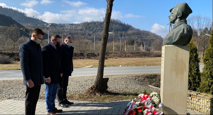 Oddano cześć majorowi Łupaszce 