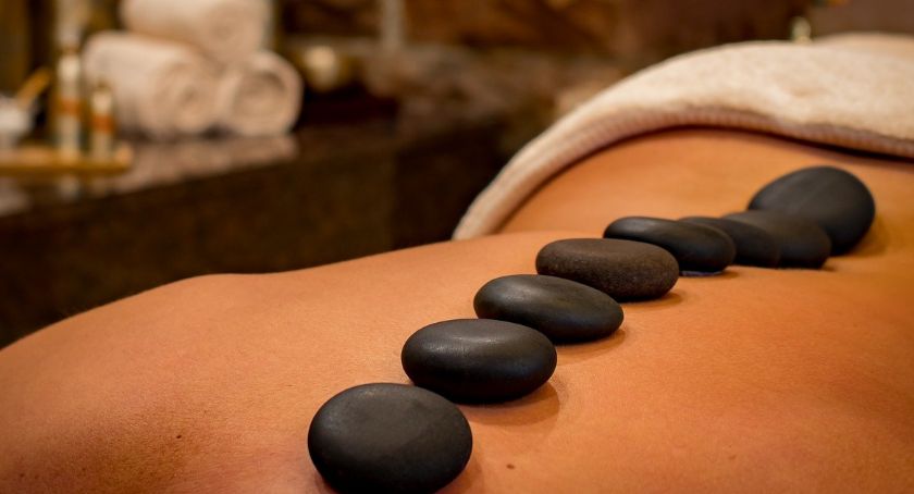 SPA w Krakowie - wybierz masaż, usługi kosmetyczki lub wieczór panieński!