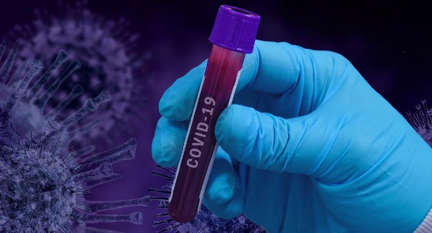 Dane epidemiczne są jednoznaczne. Wirus nie chce odejść 