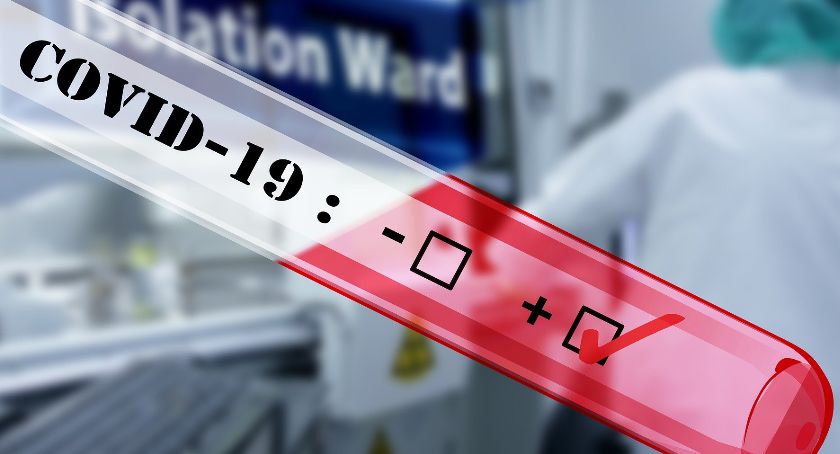 Weekendowe wypłaszczenie trzeciej fali pandemii